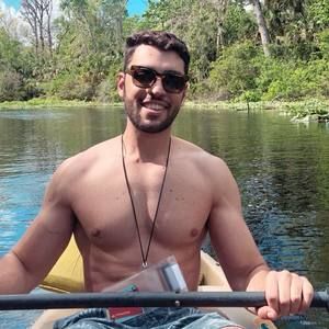 Meet your Posher, João henrique